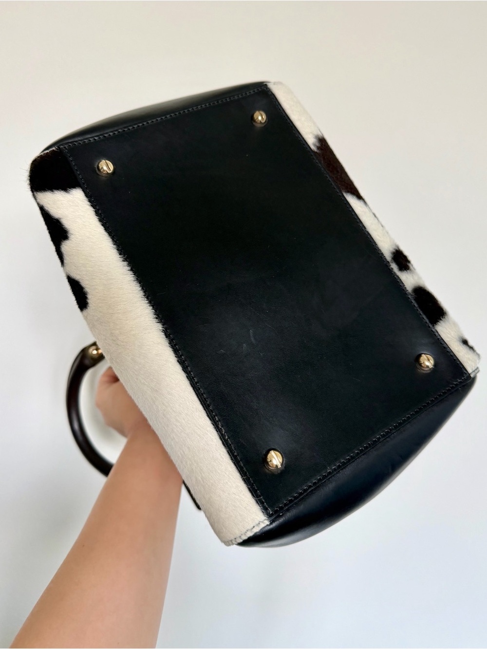 Givenchy House de Givenchy Cow Print Bag - Picture 5 of 14